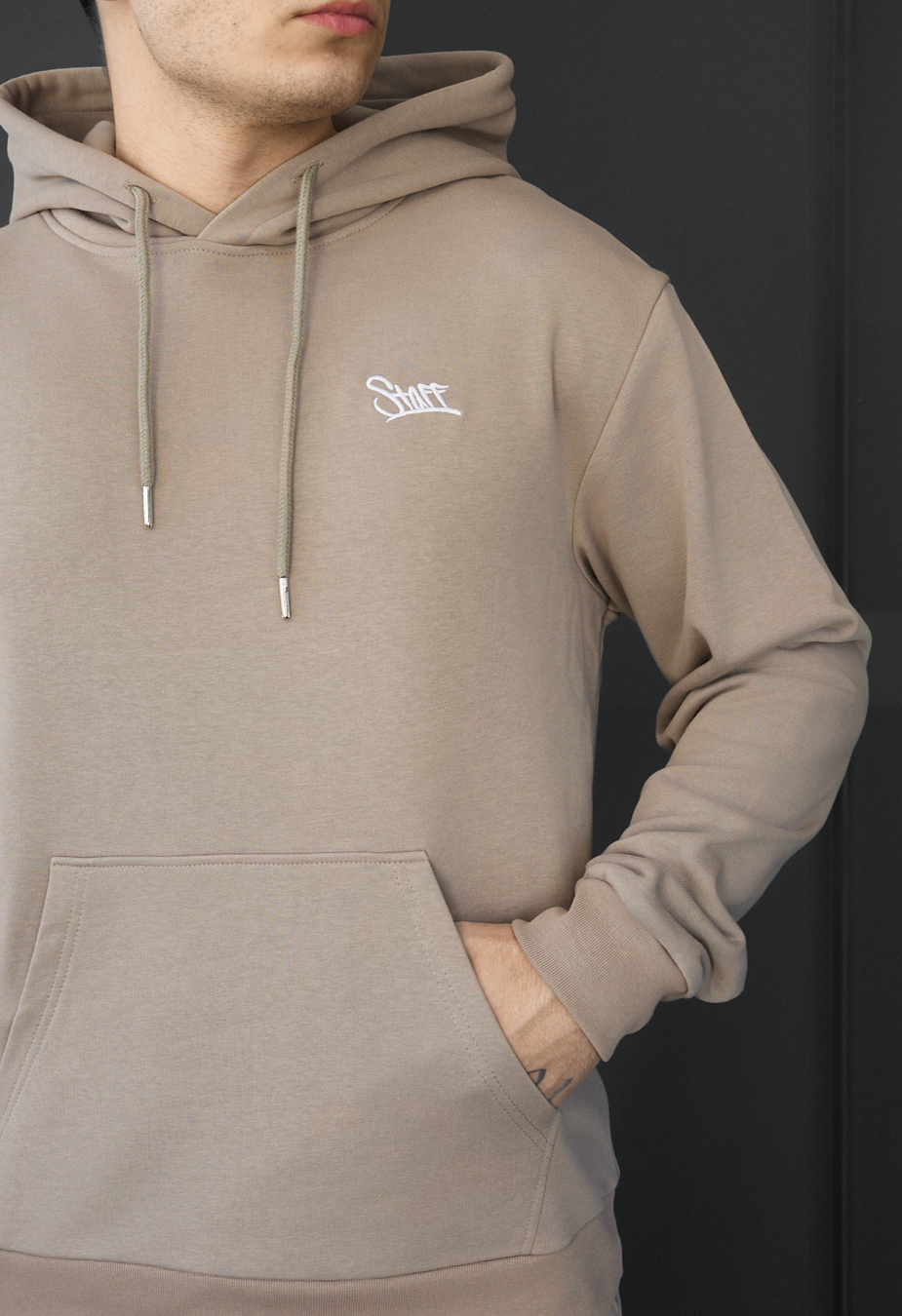 Dres Staff fad beige