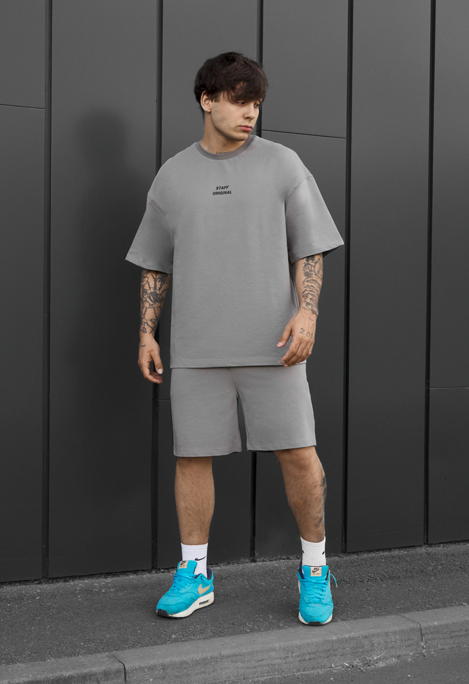 Komplet koszulka + spodenki Staff no gray oversize
