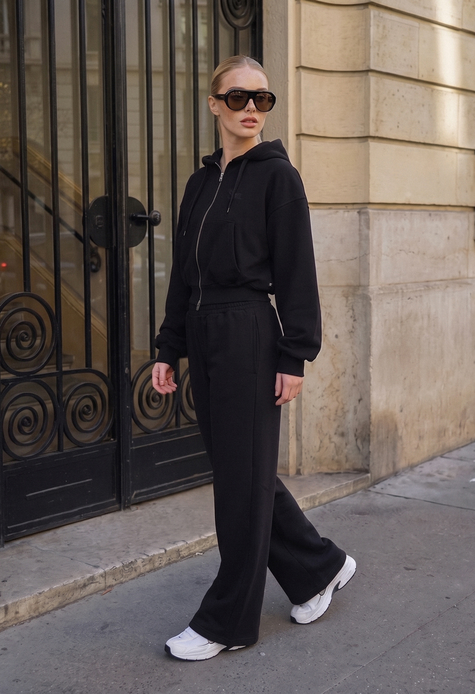 Dres Staff zip logo black oversize fleece