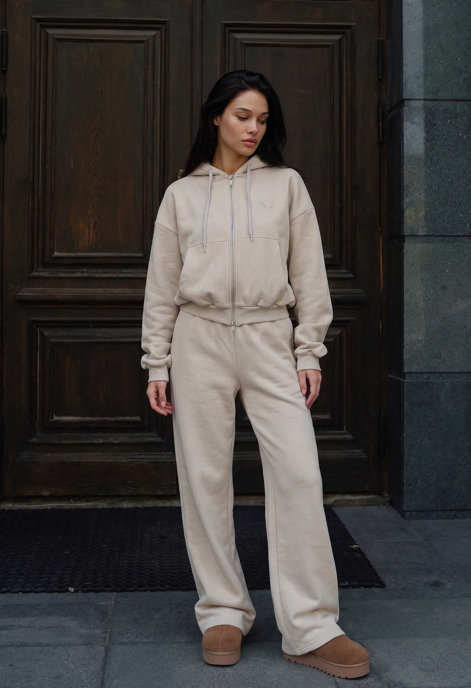 Dres Staff zip logo light beige oversize fleece