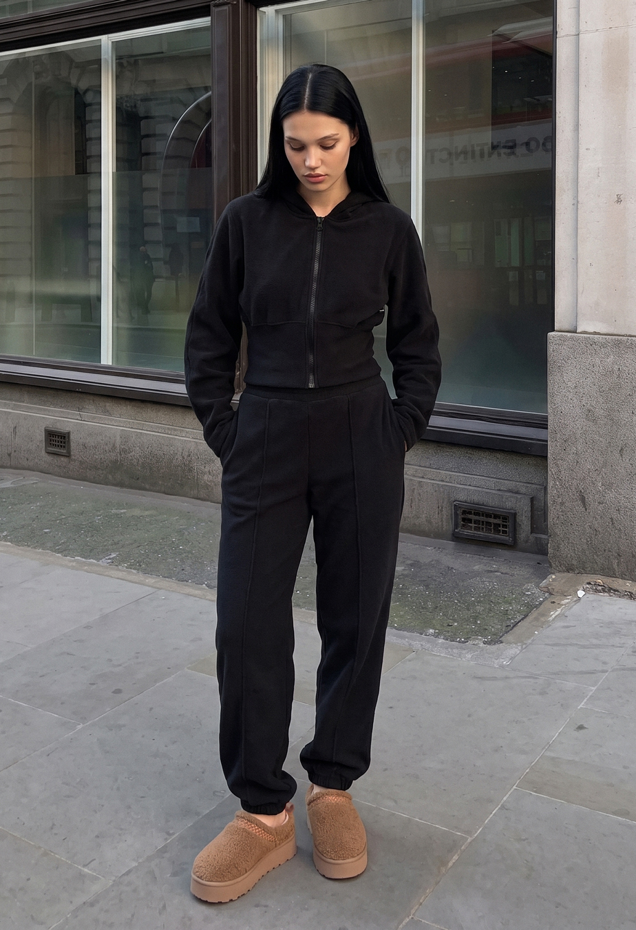 Dres Staff ena black fleece