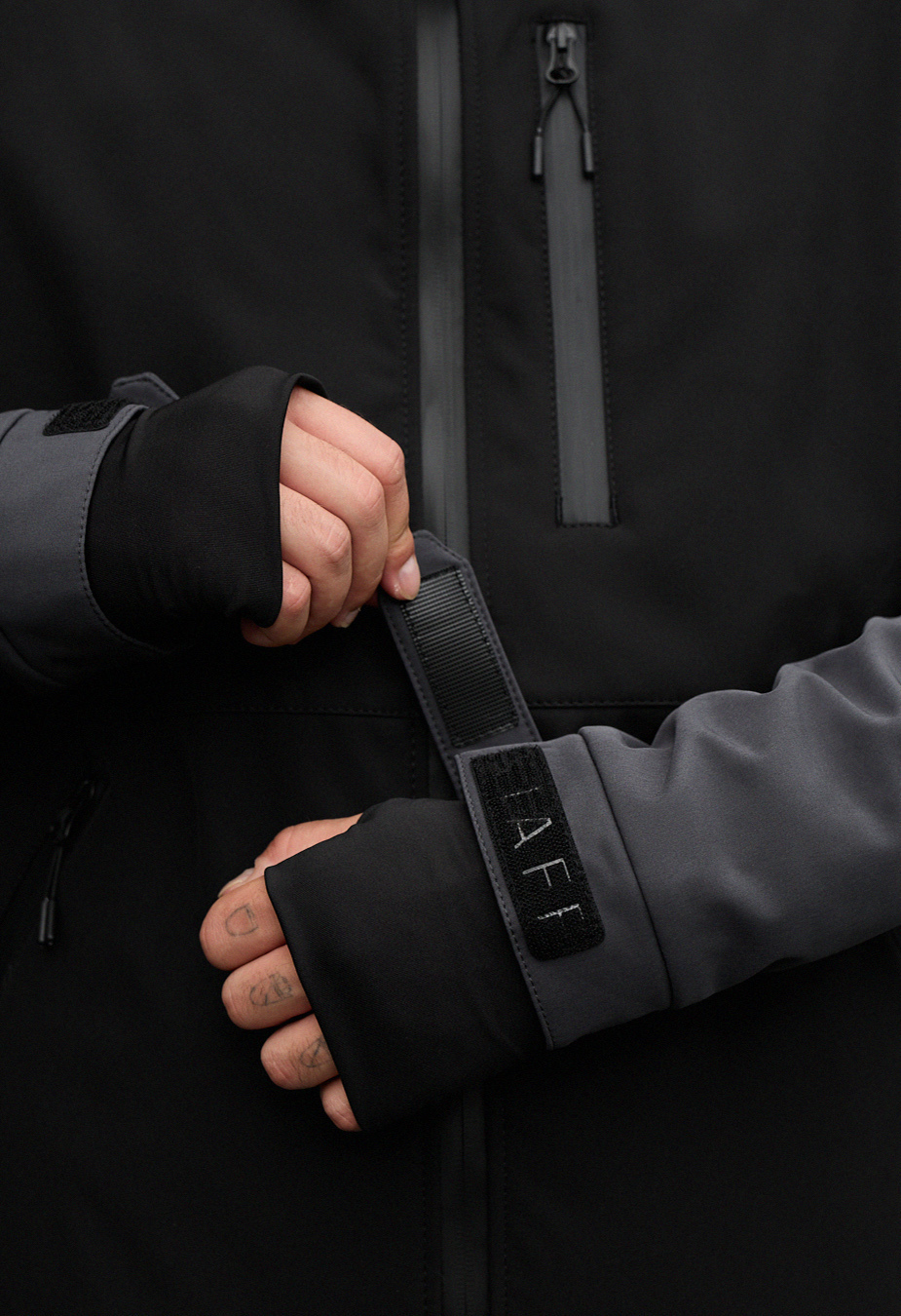Kurtka Staff bu soft shell dark gray & black