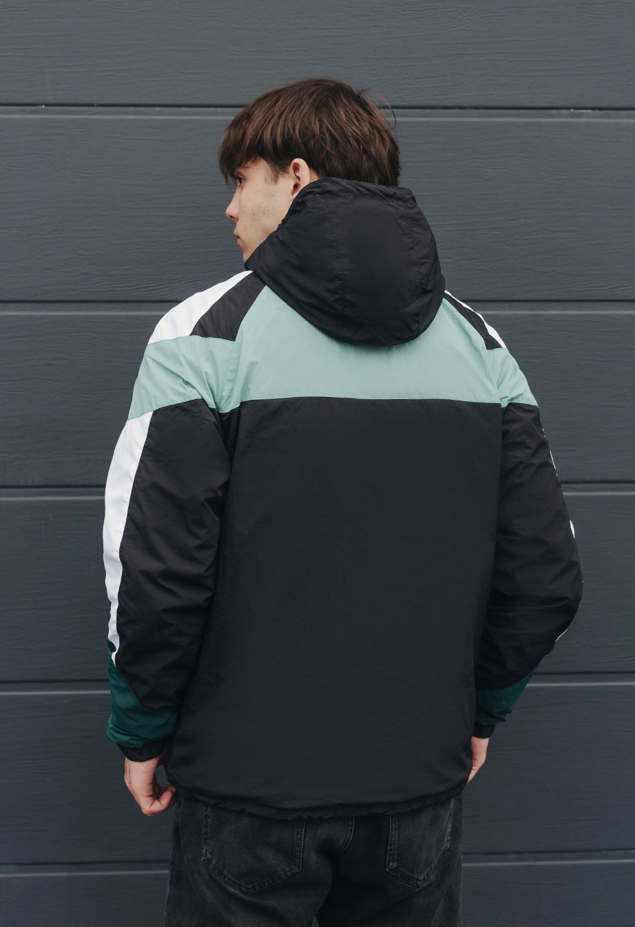 Wiatrówka Staff colorblock c3