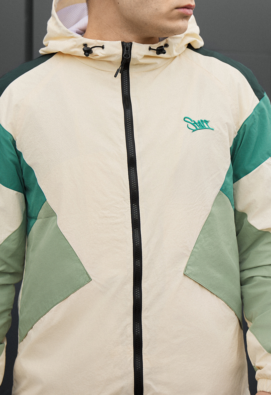 Wiatrówka Staff nix milk & green logo