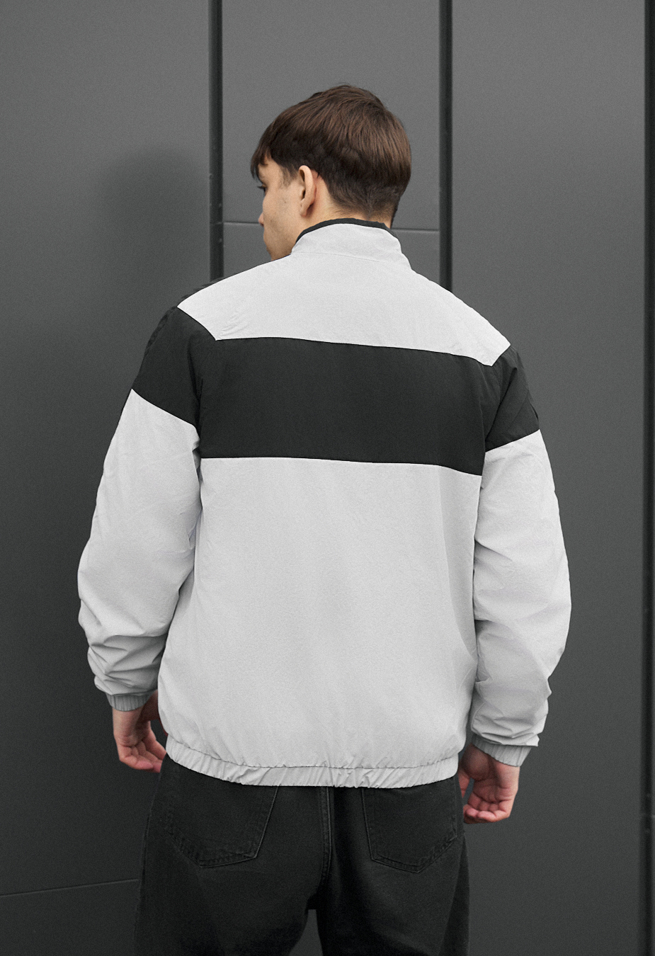 Wiatrówka Staff jex light gray & black