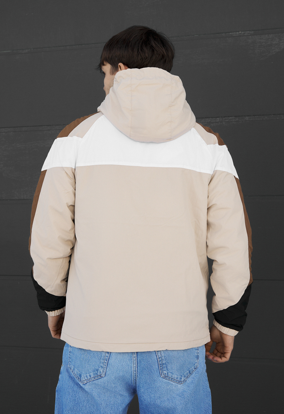 Wiatrówka Staff nix beige logo