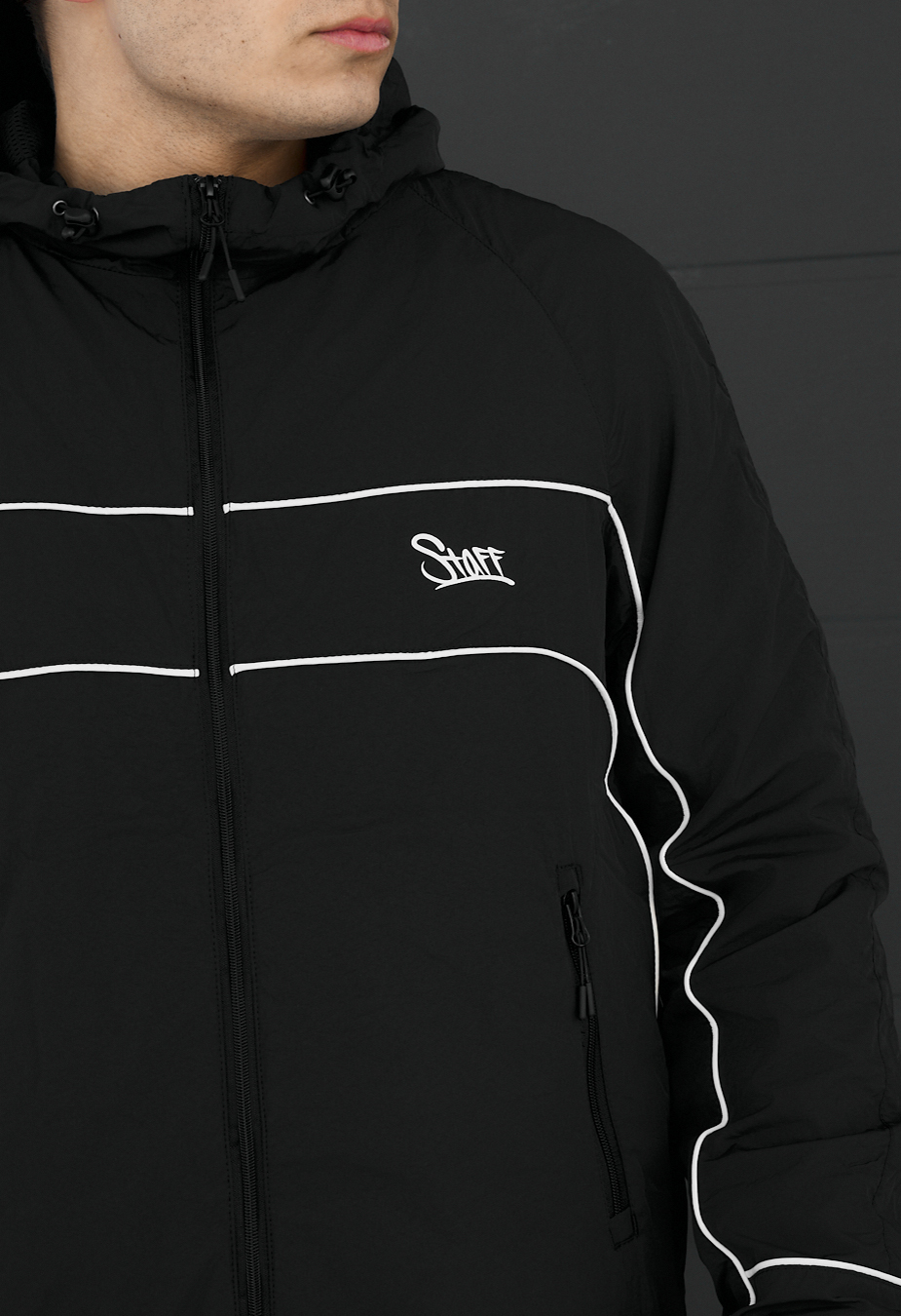 Wiatrówka Staff qon black reflective