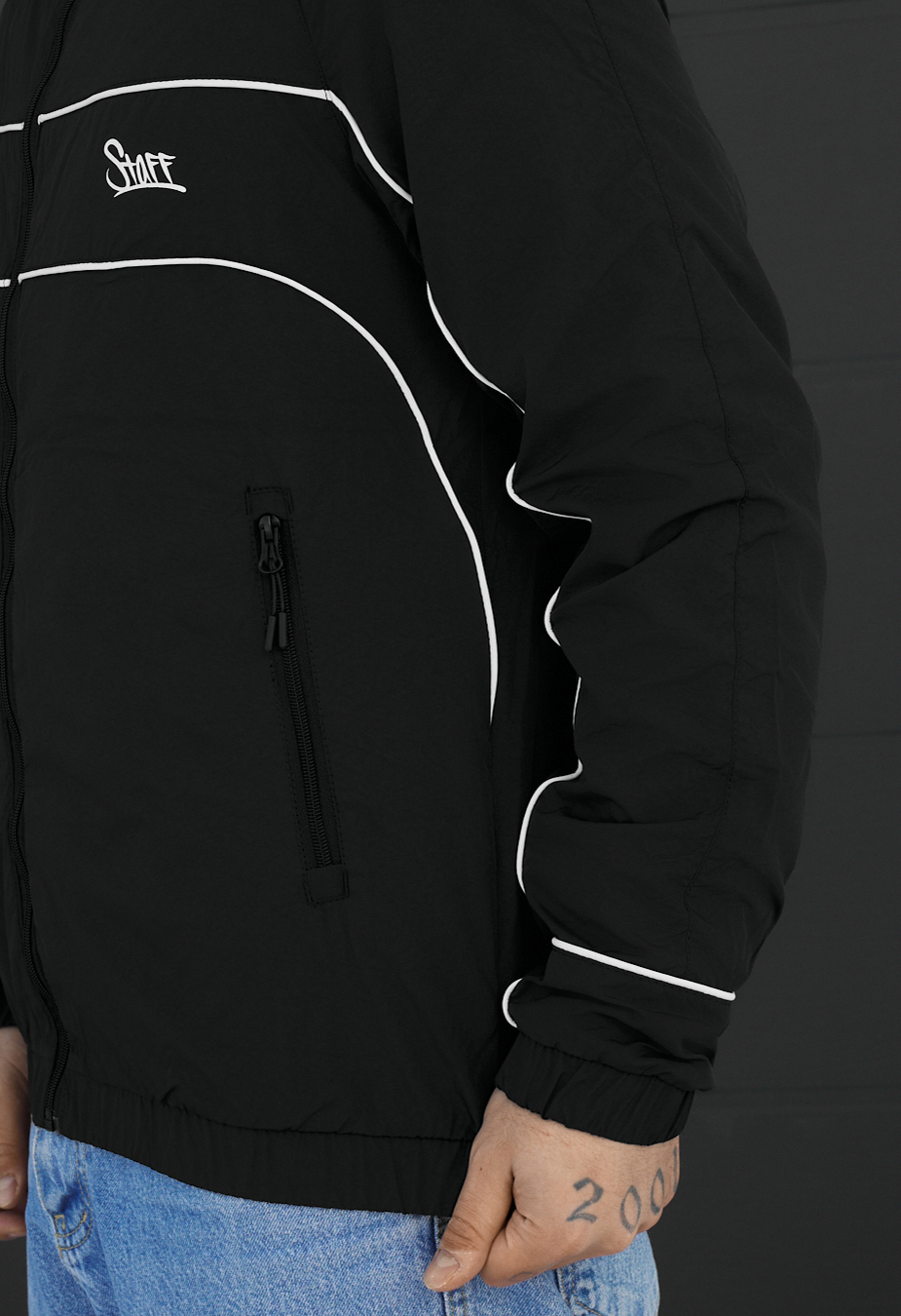 Wiatrówka Staff qon black reflective