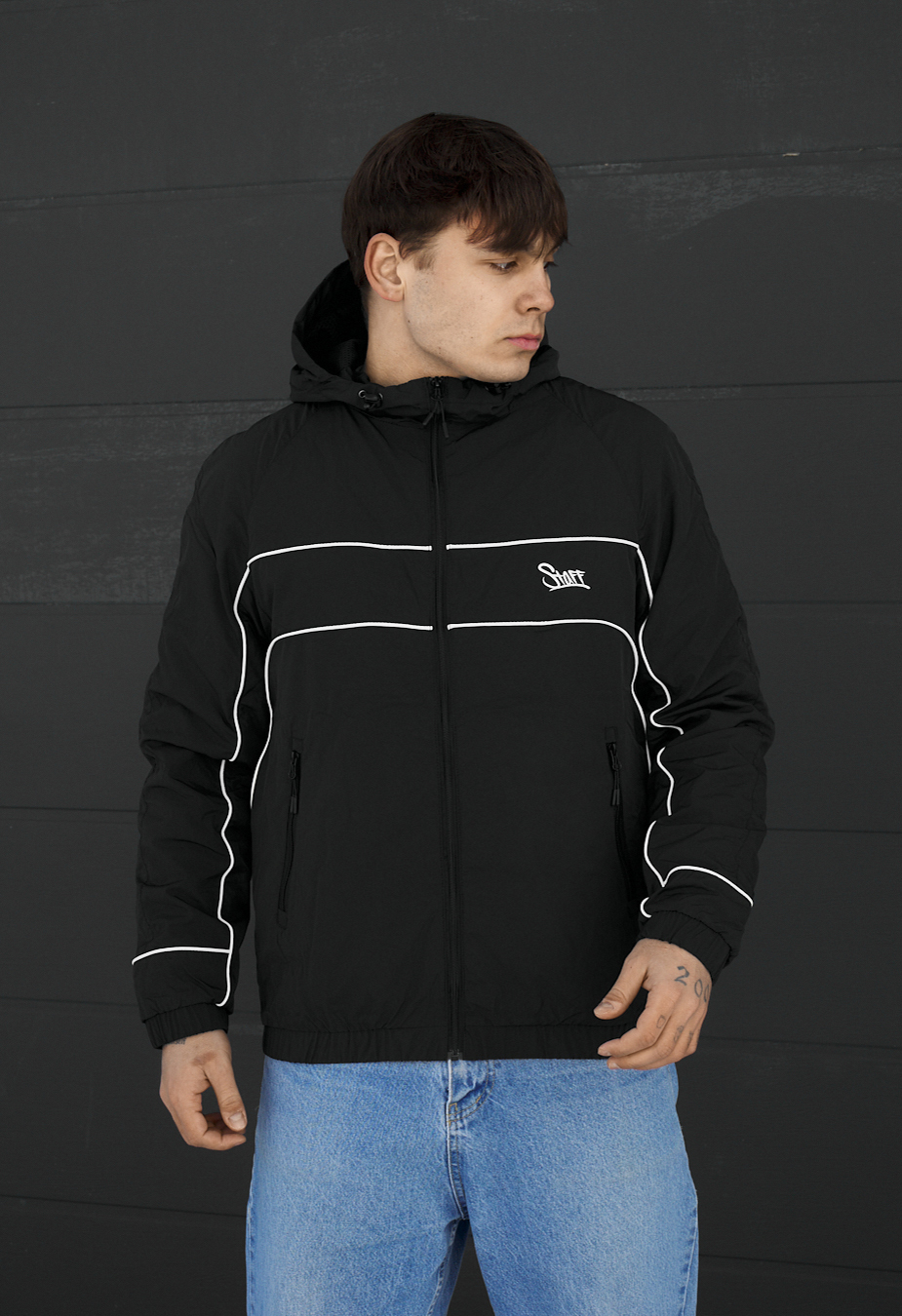 Wiatrówka Staff qon black reflective