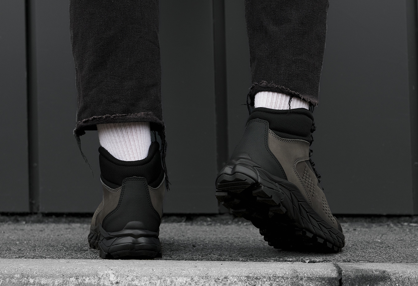 Buty sportowe Staff gray & black (futro)