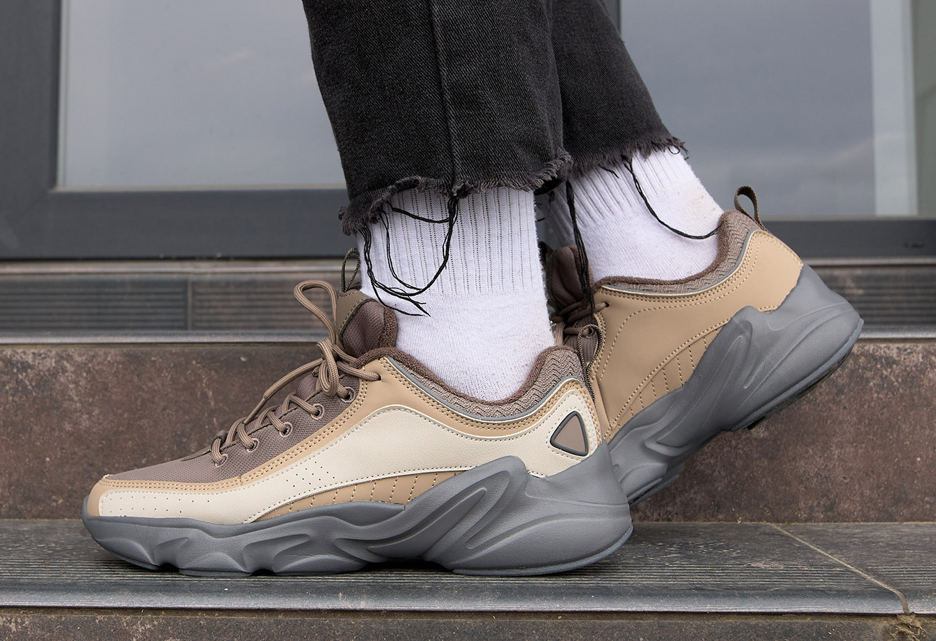 Sneakersy Staff brown