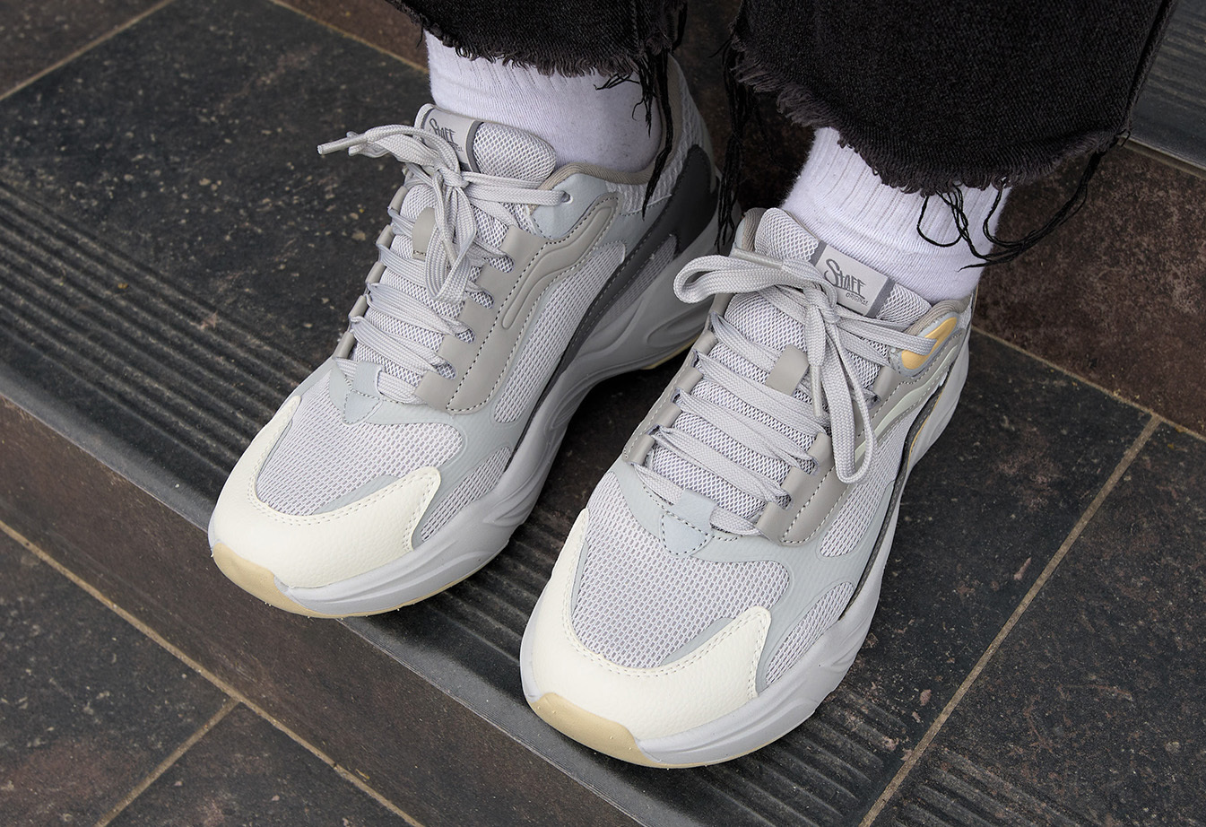 Sneakersy Staff gray