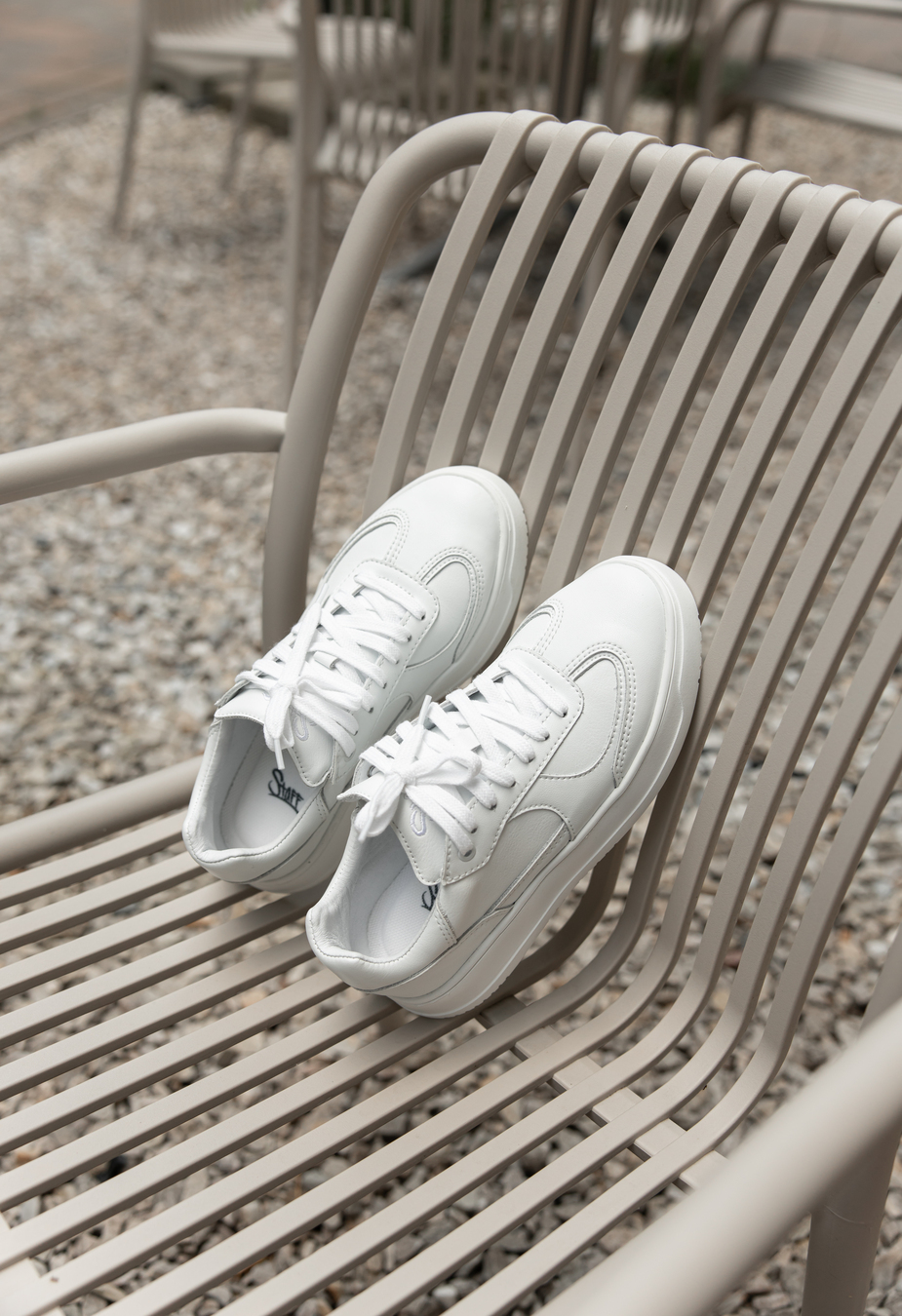 Sneakersy Staff white