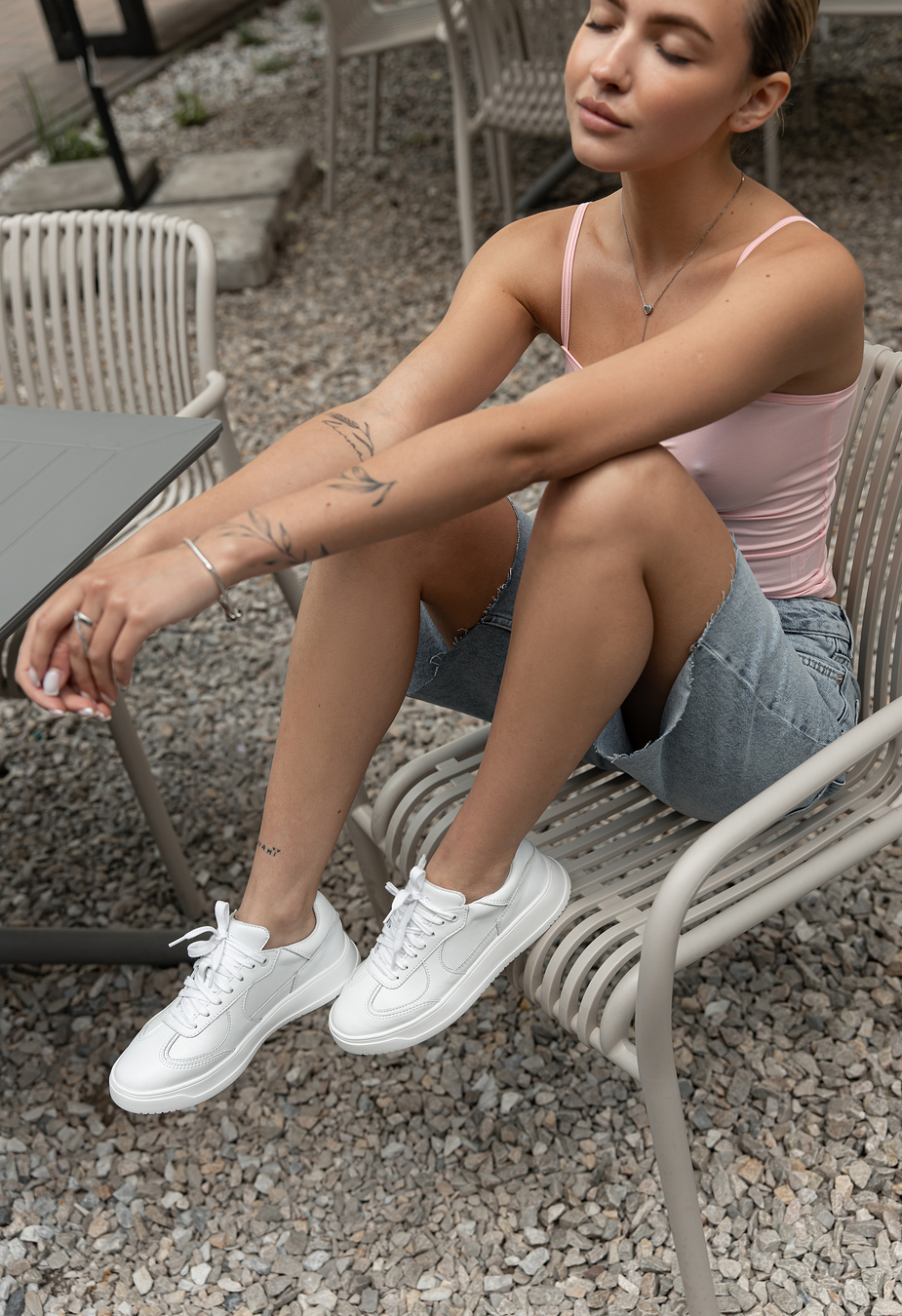 Sneakersy Staff white