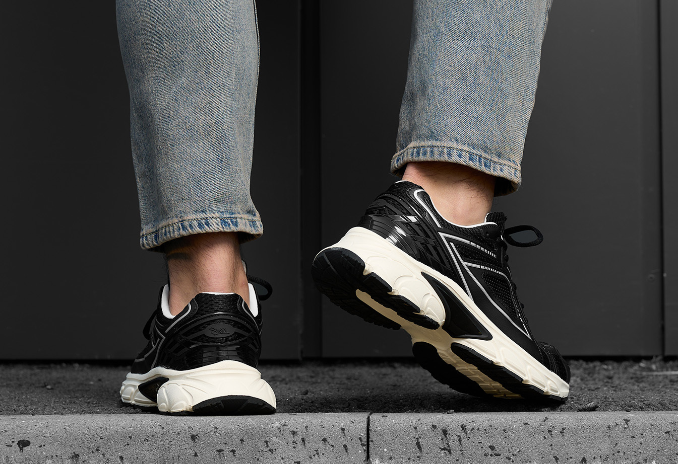 Sneakersy Staff black