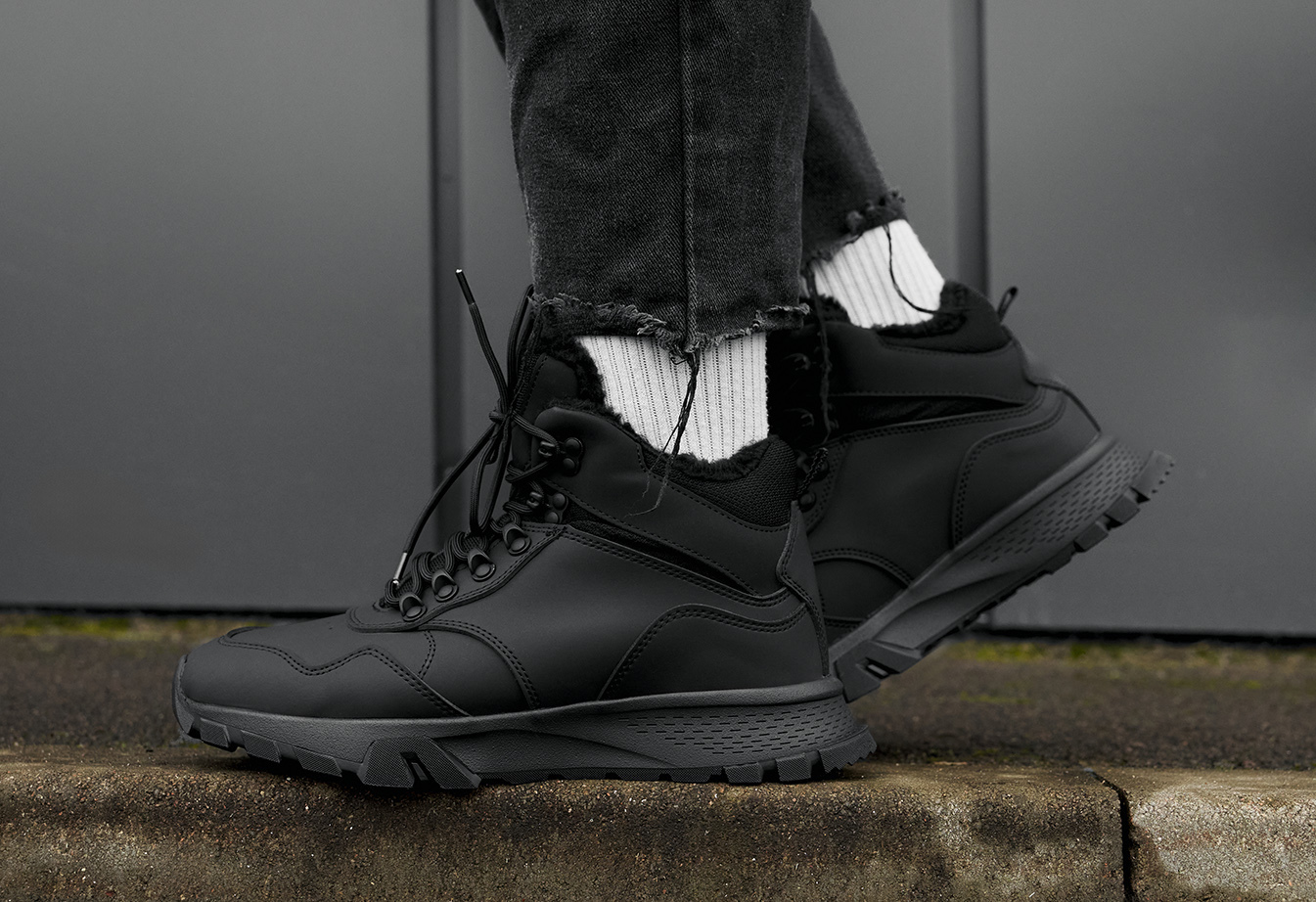 Sneakersy zimowe Staff black (futro)