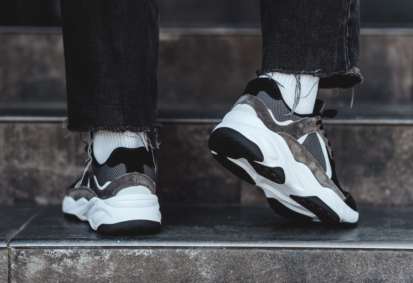 Sneakersy Staff gray & black & brown