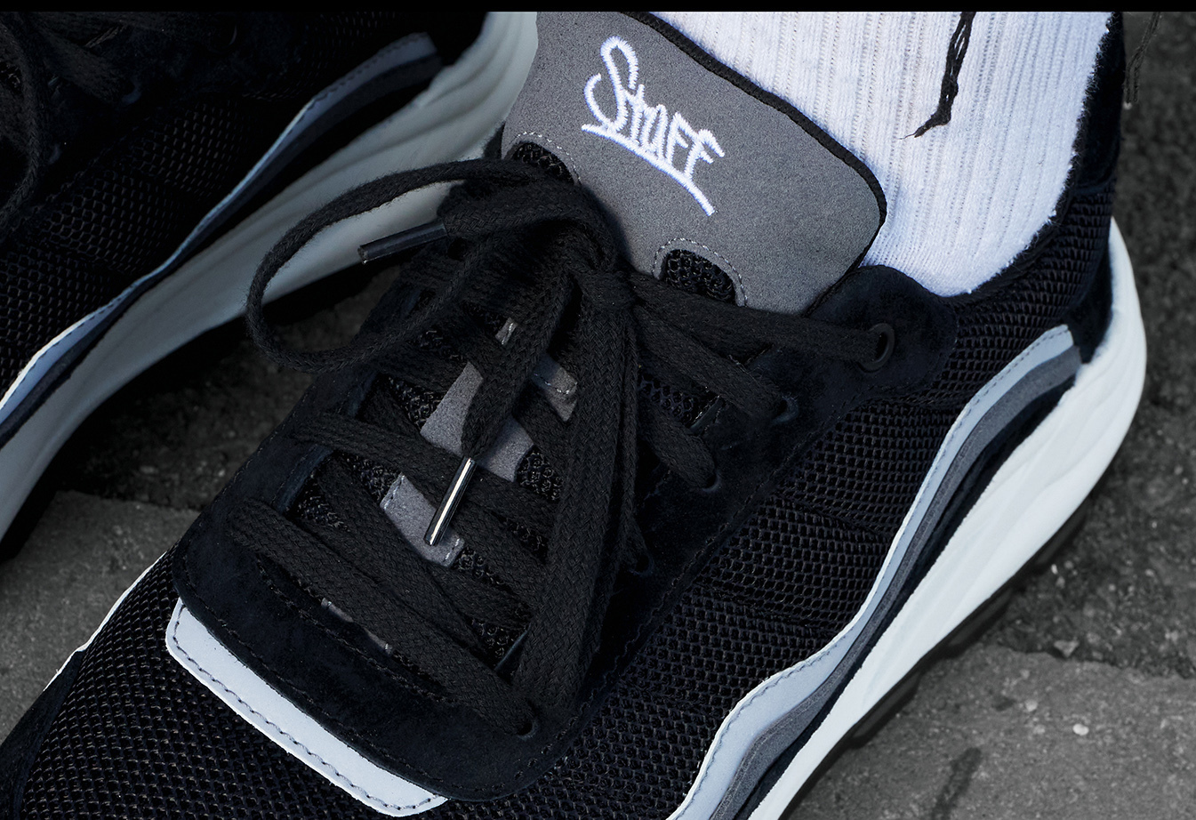 Sneakersy Staff black & gray reflective