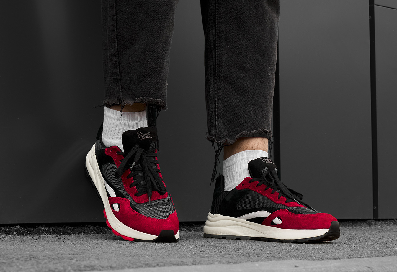 Sneakersy Staff red & dark gray reflective