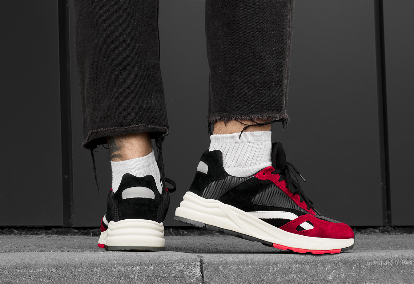 Sneakersy Staff red & dark gray reflective