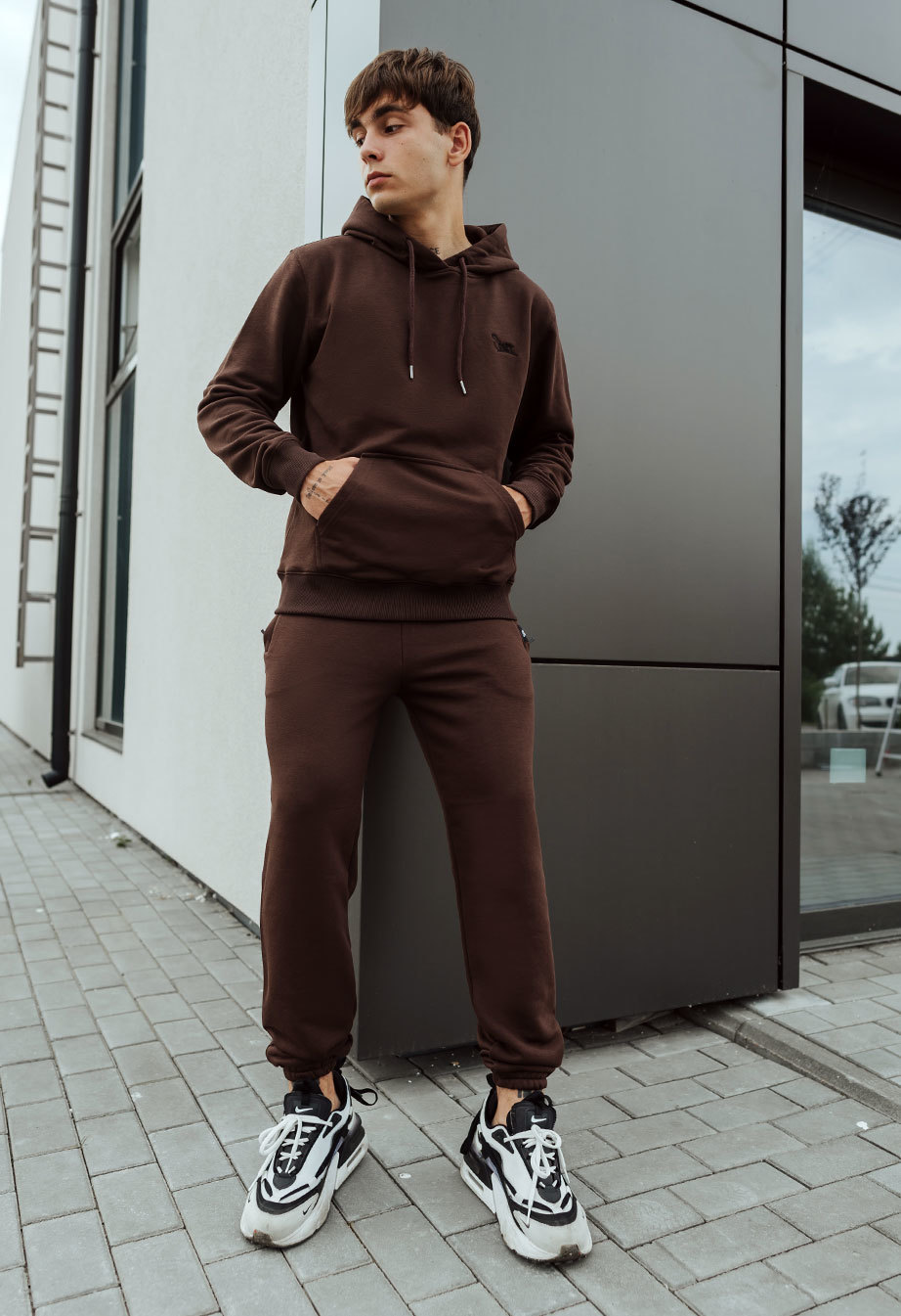 Dres sportowy Staff me brown logo
