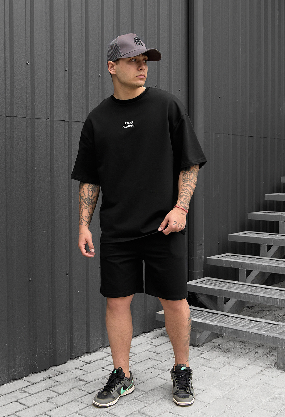 Komplet koszulka + spodenki Staff no black oversize