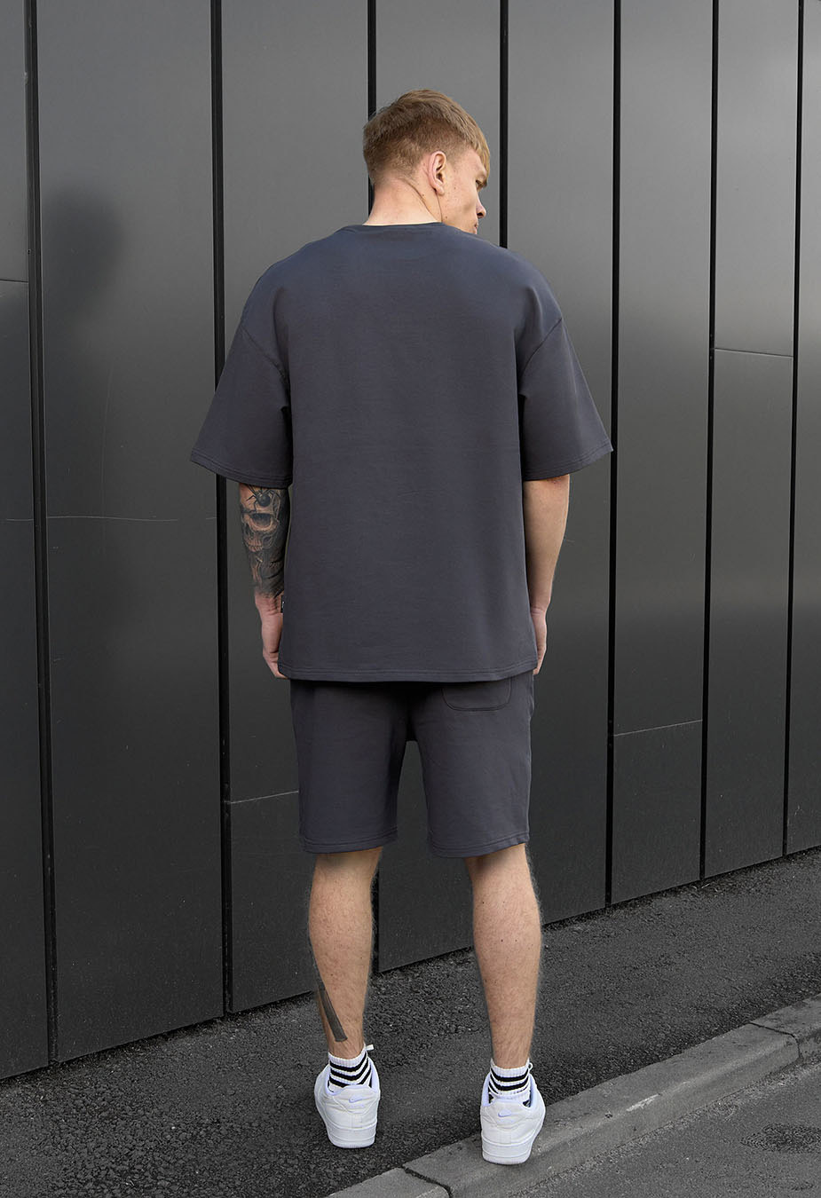 Komplet koszulka + spodenki Staff no dark gray oversize