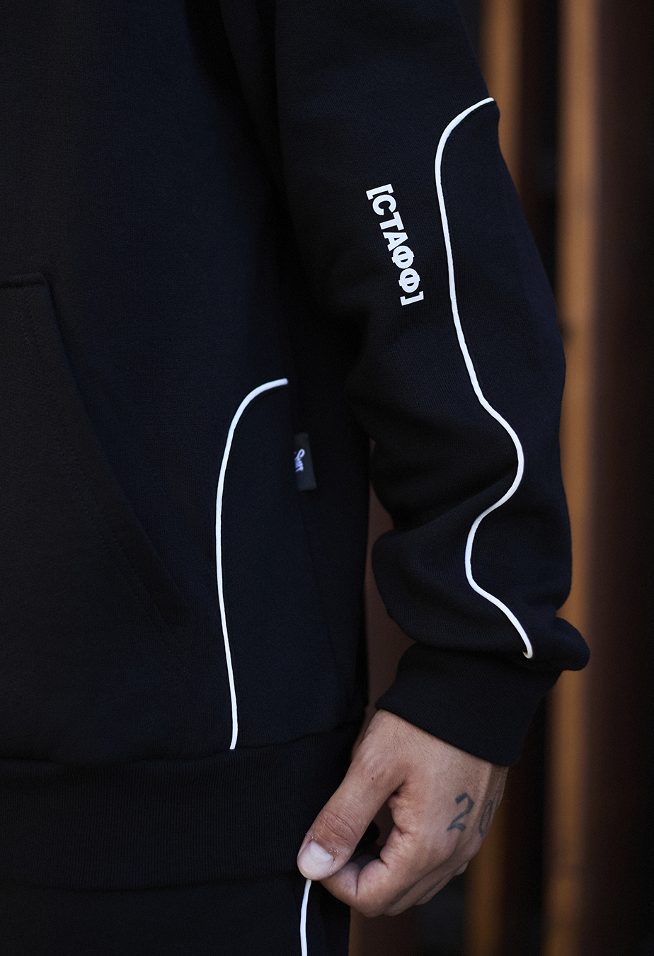 Dres Staff kant black logo oversize