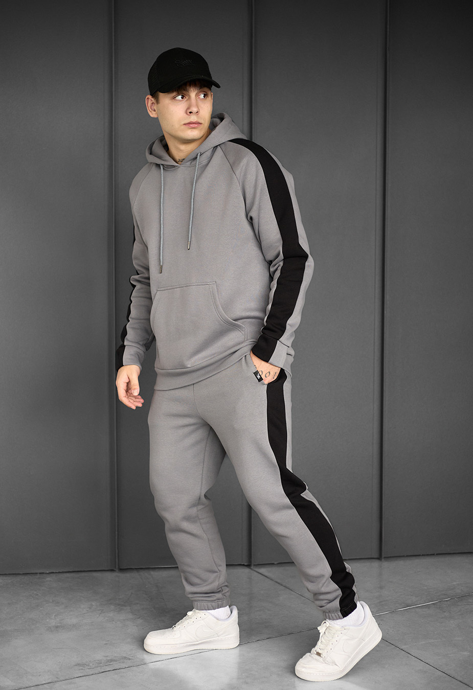 Dres Staff lo gray & black fleece