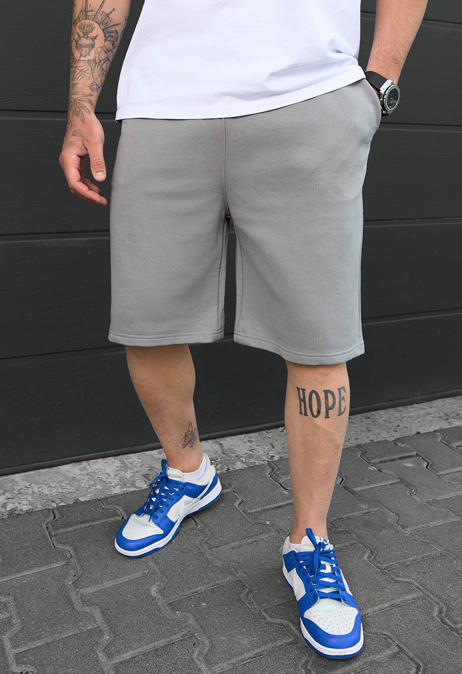 Spodenki Staff nes light gray