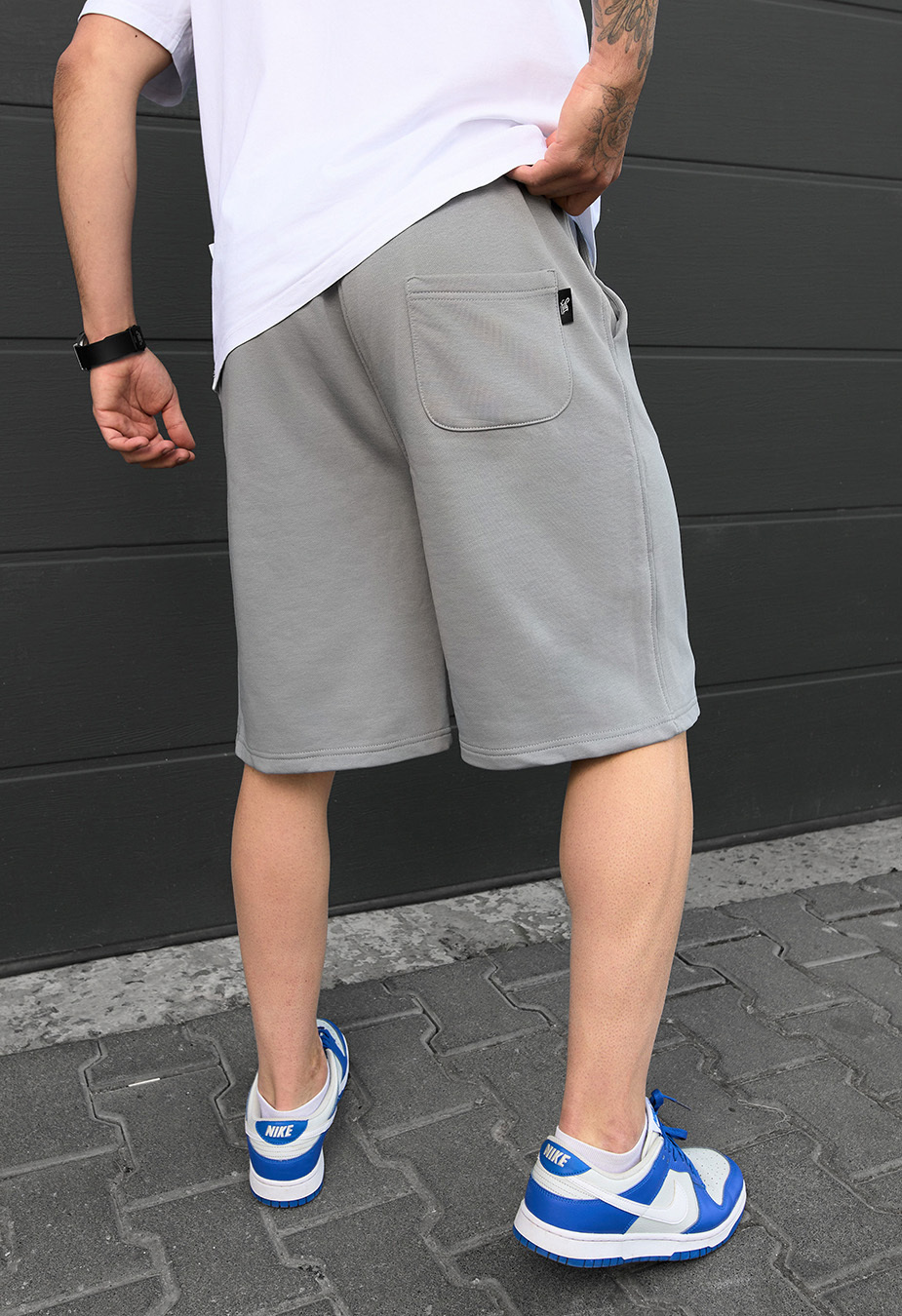 Spodenki Staff nes light gray