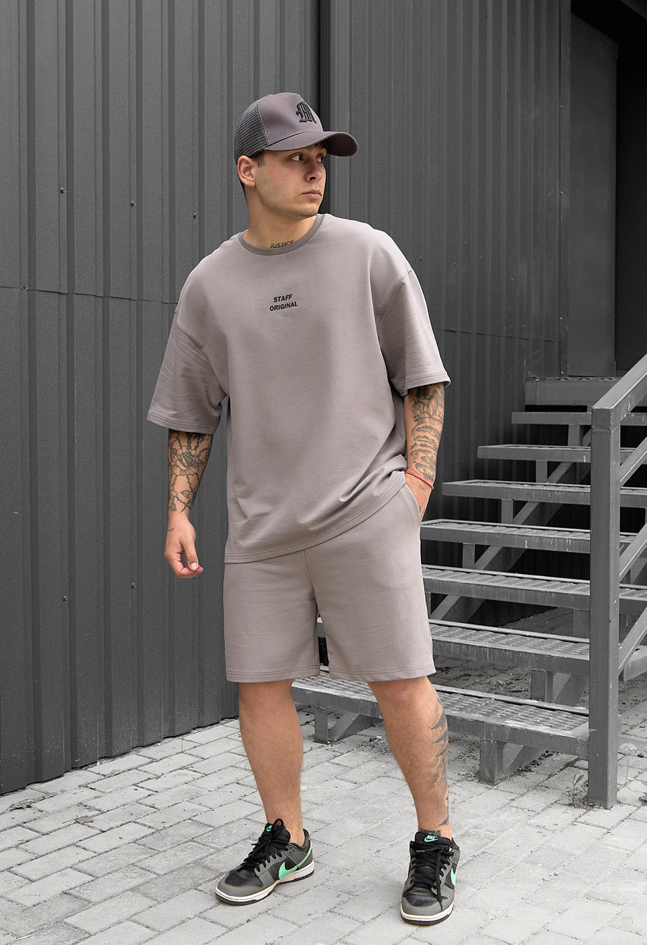 Komplet koszulka + spodenki Staff no gray oversize