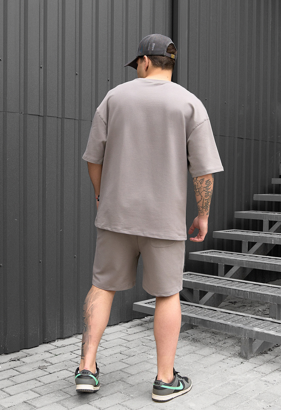 Komplet koszulka + spodenki Staff no gray oversize