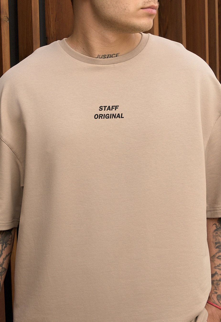 Komplet koszulka + spodenki Staff no beige oversize