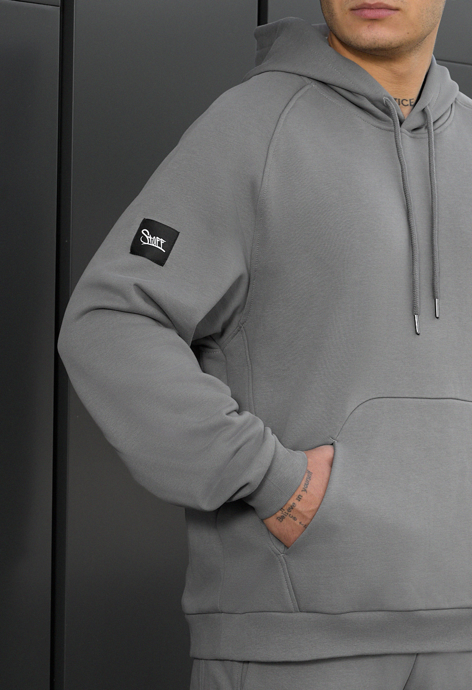 Dres Staff es gray oversize