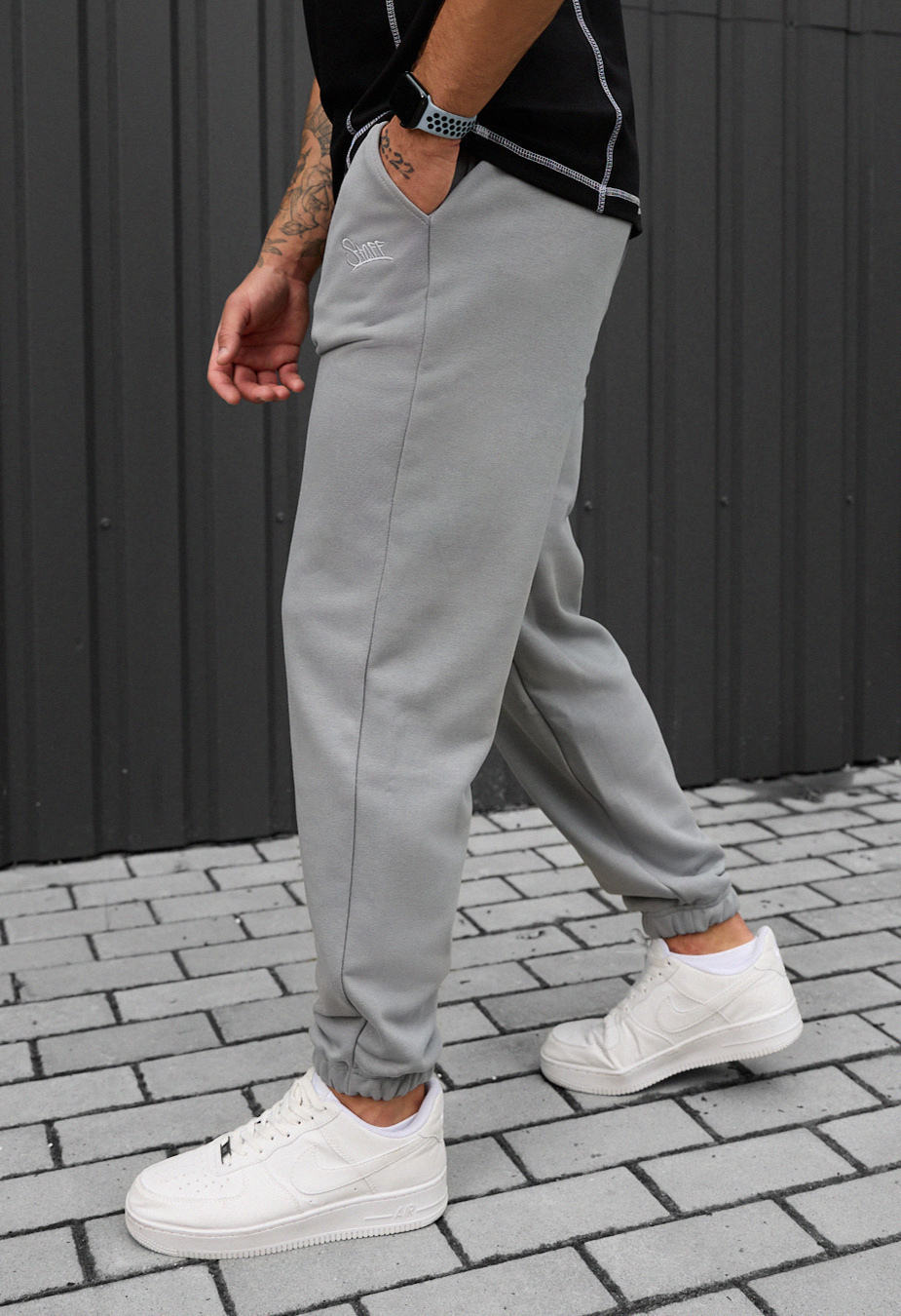 Joggery Staff fa light gray logo
