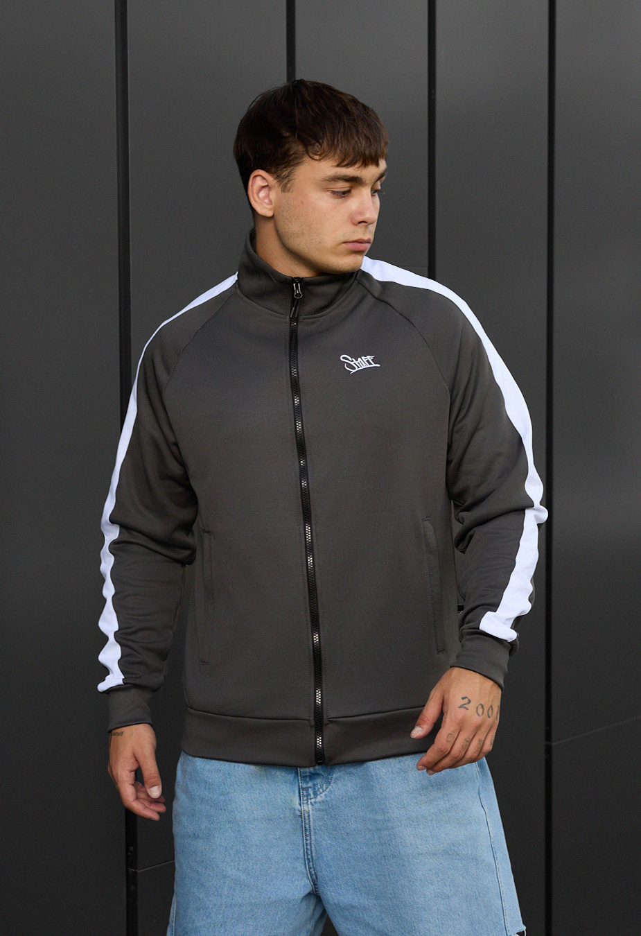 Olimpijka Staff logo stripes gray