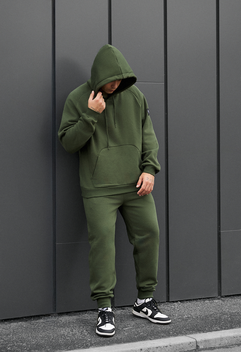 Dres Staff es khaki oversize fleece