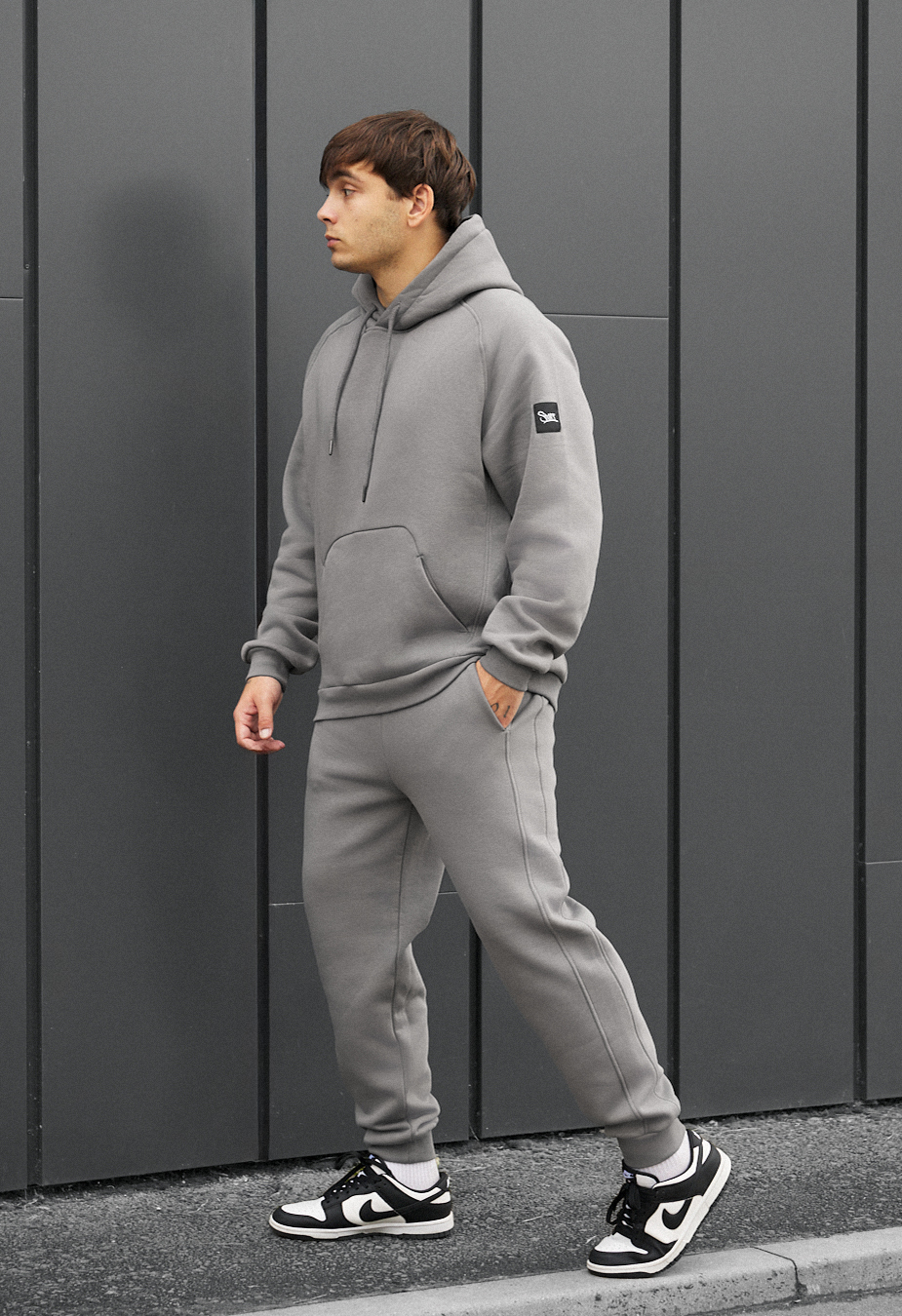 Dres Staff es gray oversize fleece