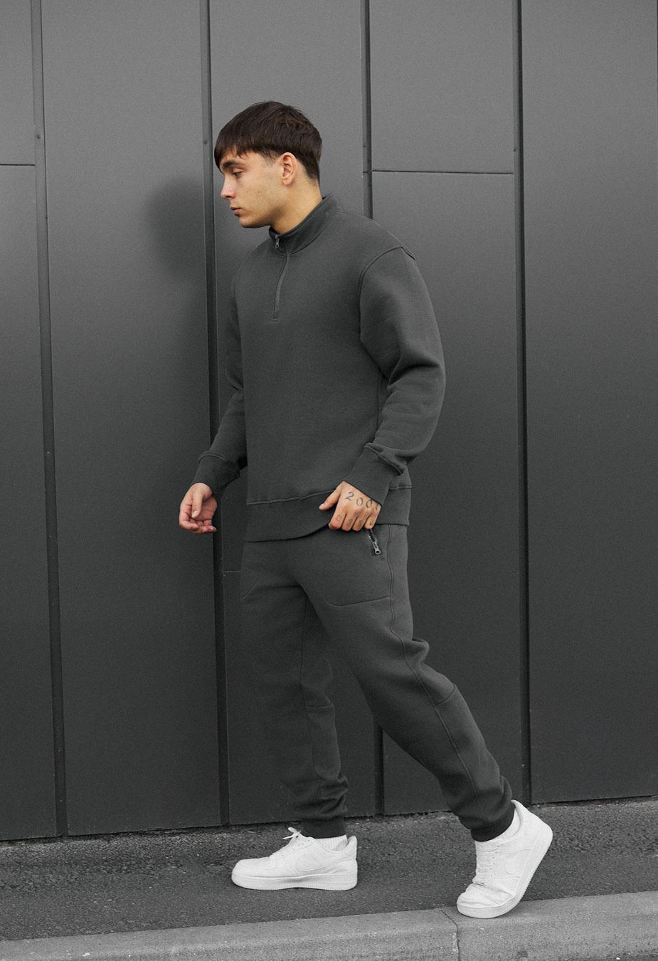 Dres Staff tap dark gray fleece