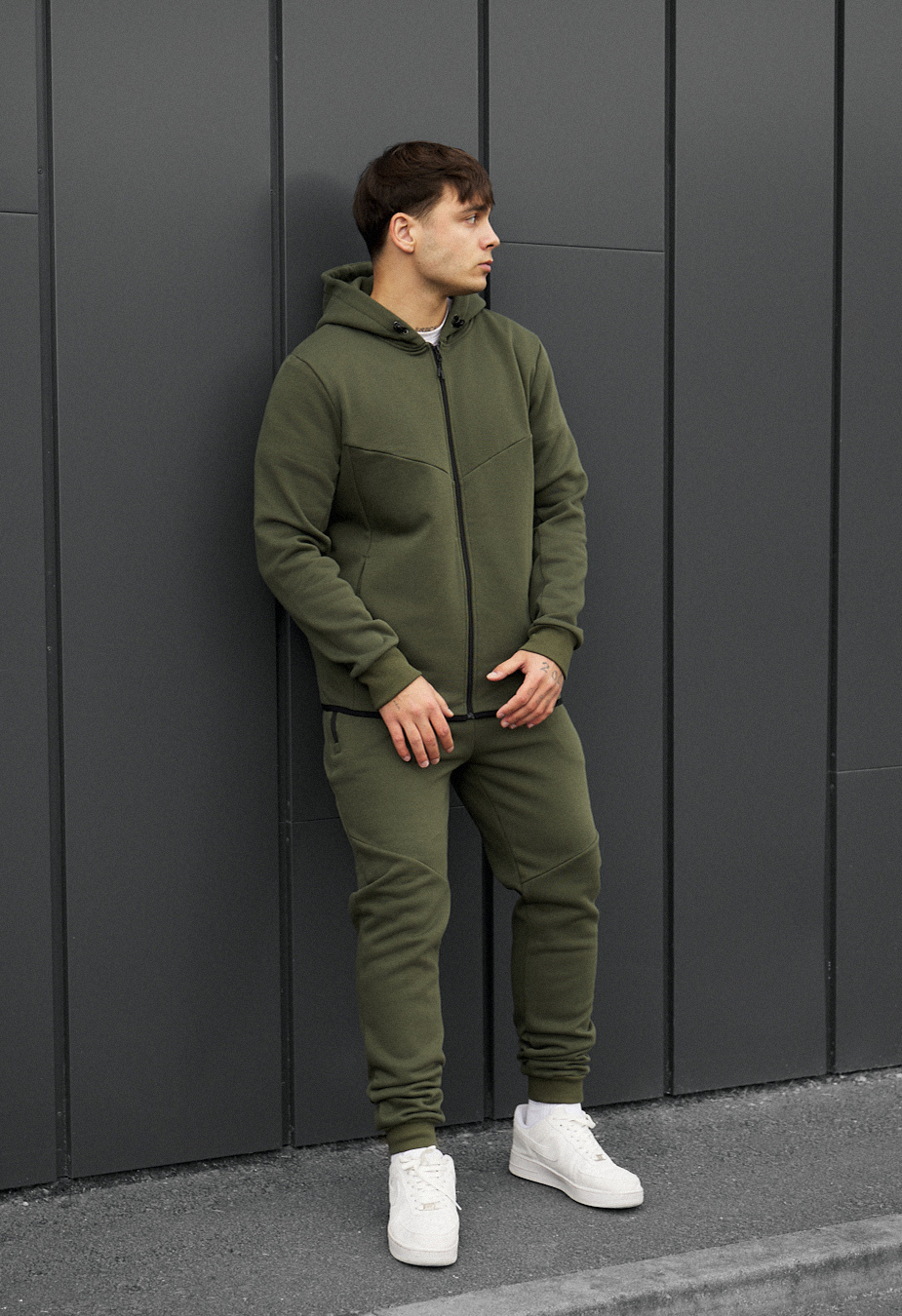 Dres Staff ni khaki fleece