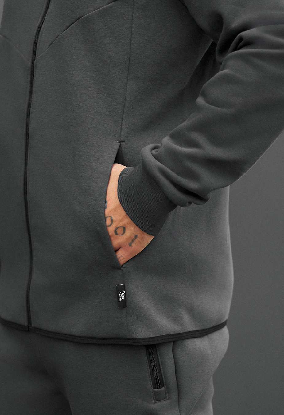 Dres Staff ni gray fleece