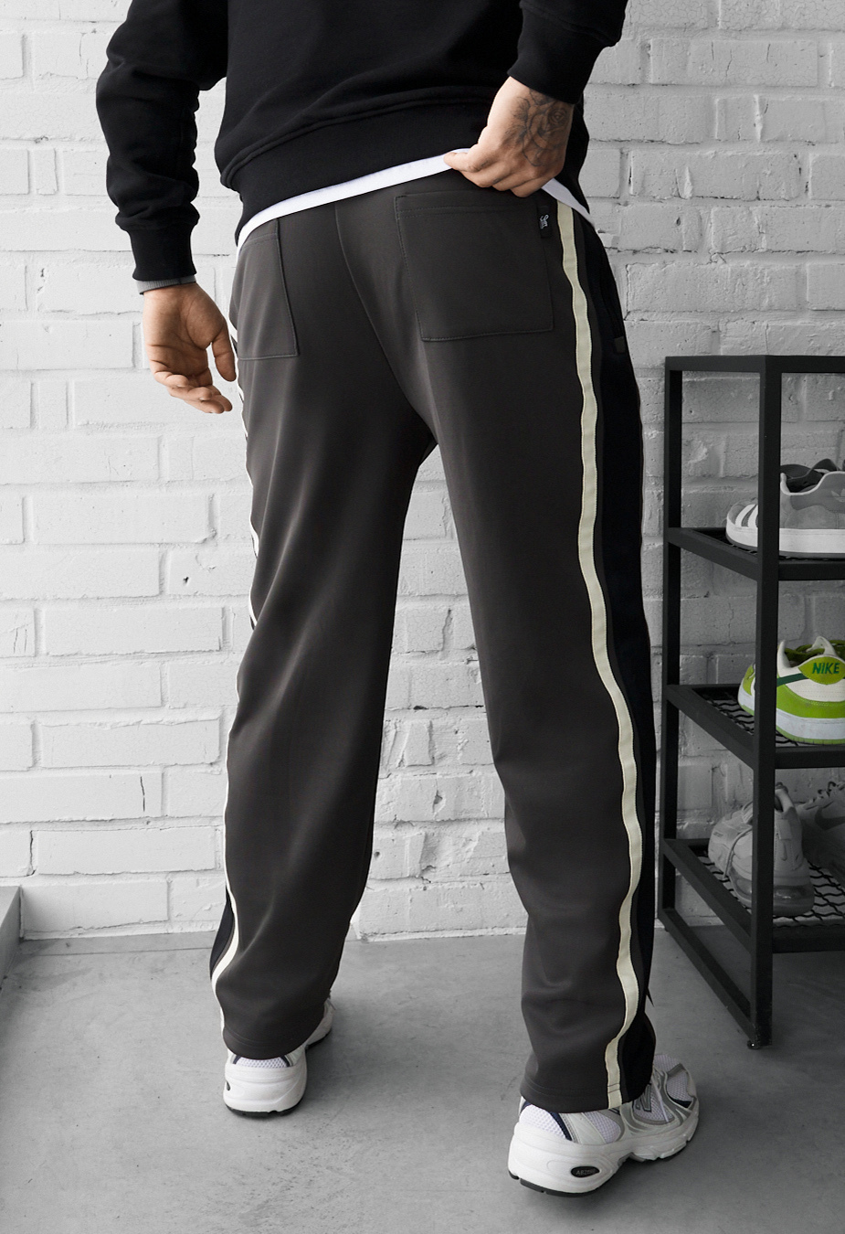 Spodnie dresowe Staff che dark gray