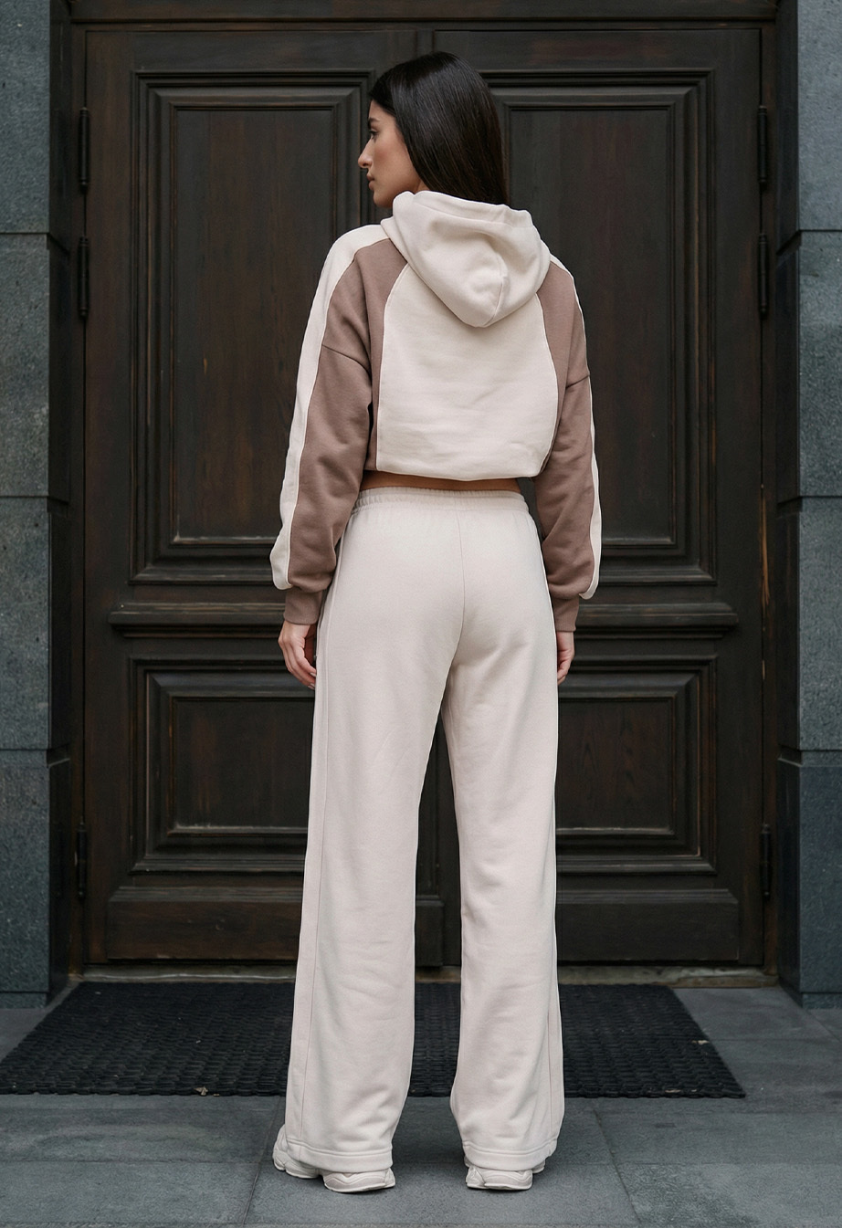 Spodnie dresowe Staff min light beige