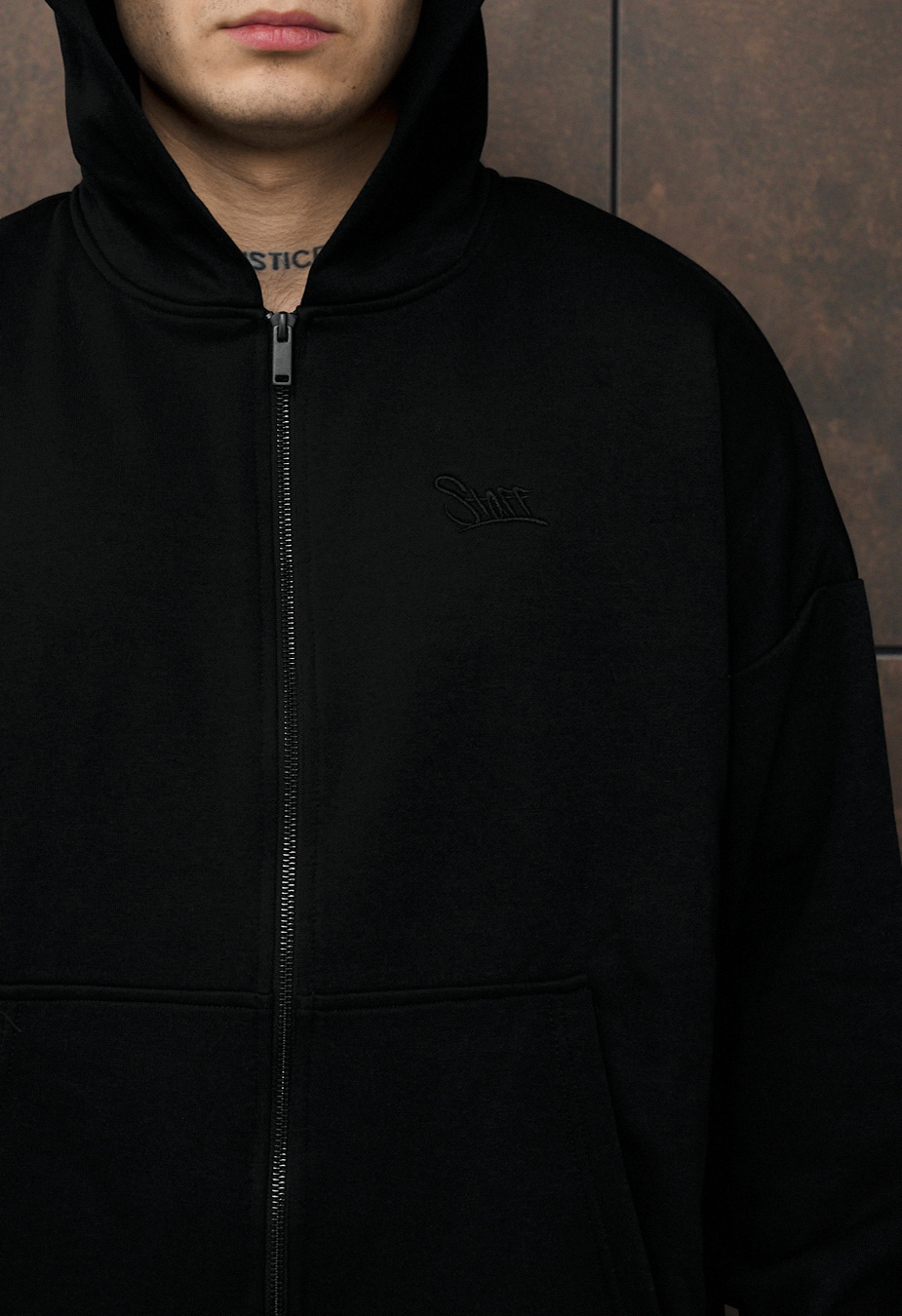 Dres Staff fin zip black oversize