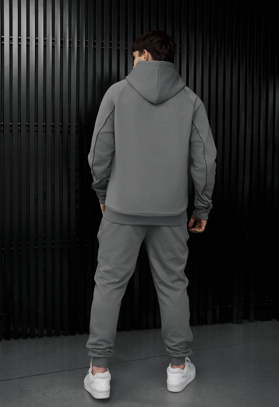 Dres Staff ar gray reflective