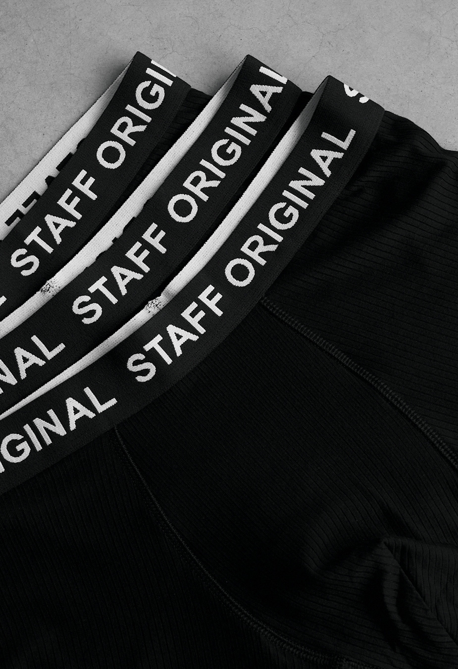 Majtki Staff at black