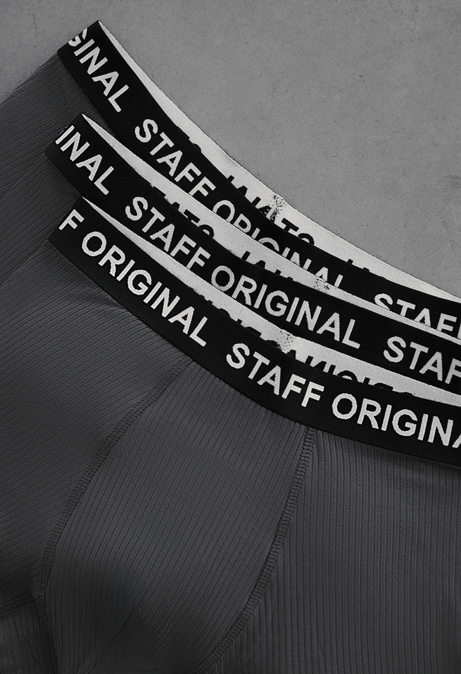 Majtki Staff at gray