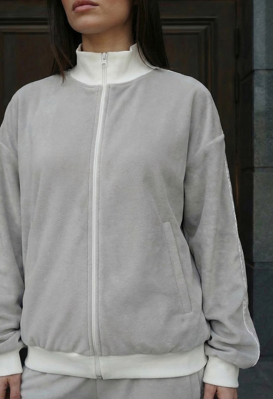 Dres Staff ban light gray & white