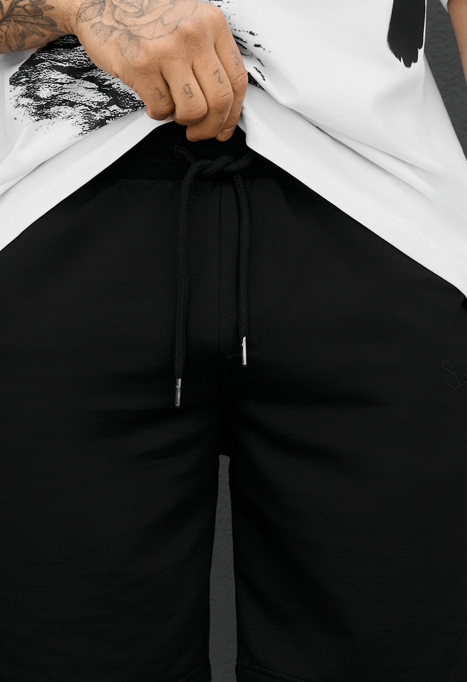 Spodenki Staff black logo